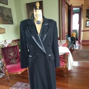 European tailored maxi black coat w/faux leather
